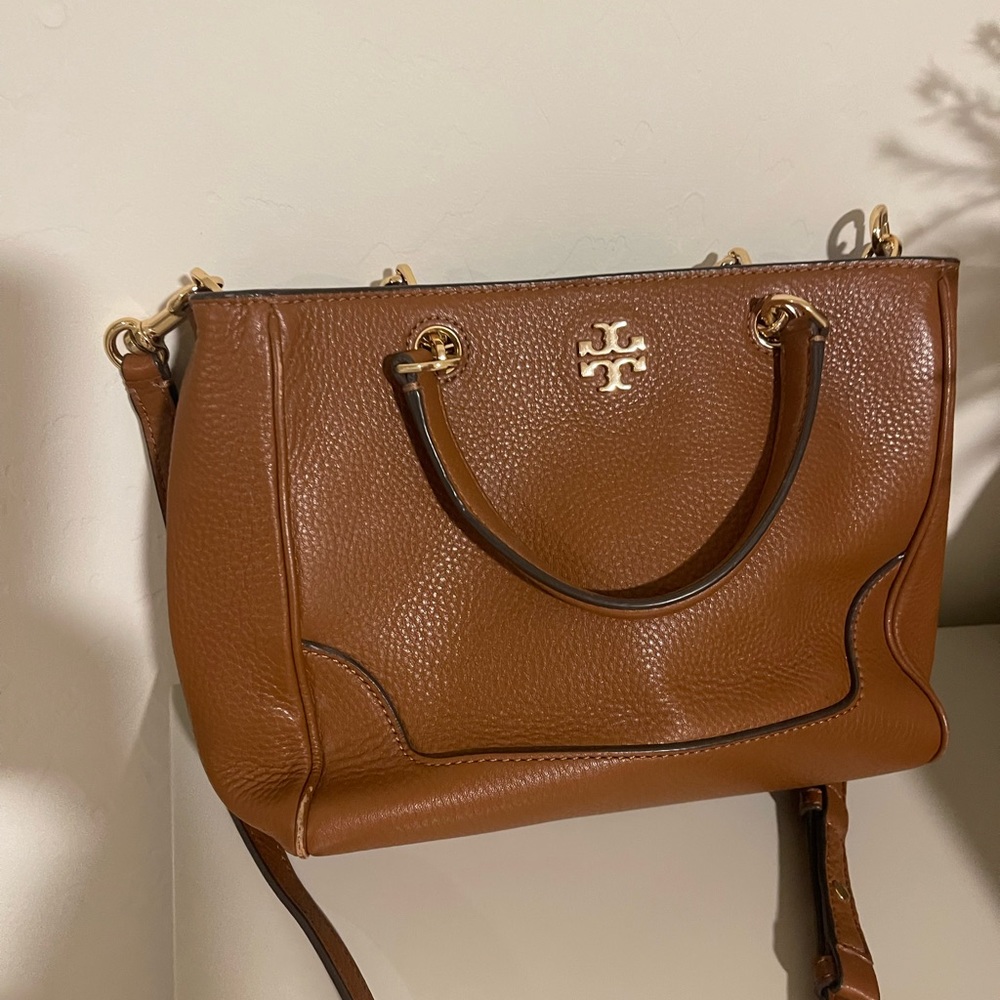 Tory Burch leather purse